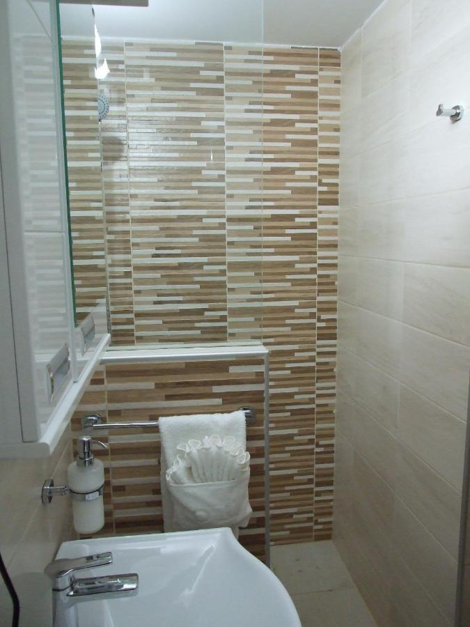 Apartman Nena Pirot Kültér fotó