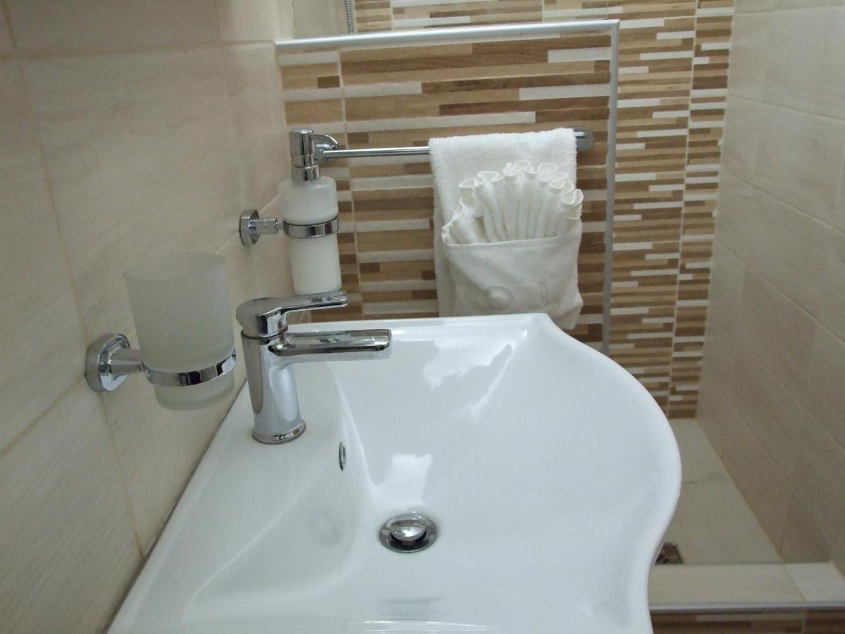 Apartman Nena Pirot Kültér fotó