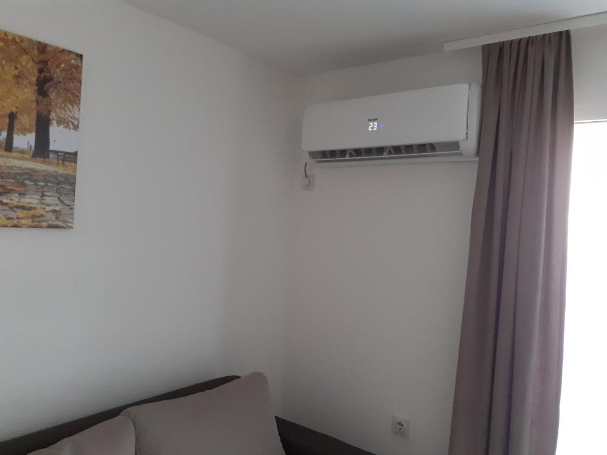 Apartman Nena Pirot Kültér fotó