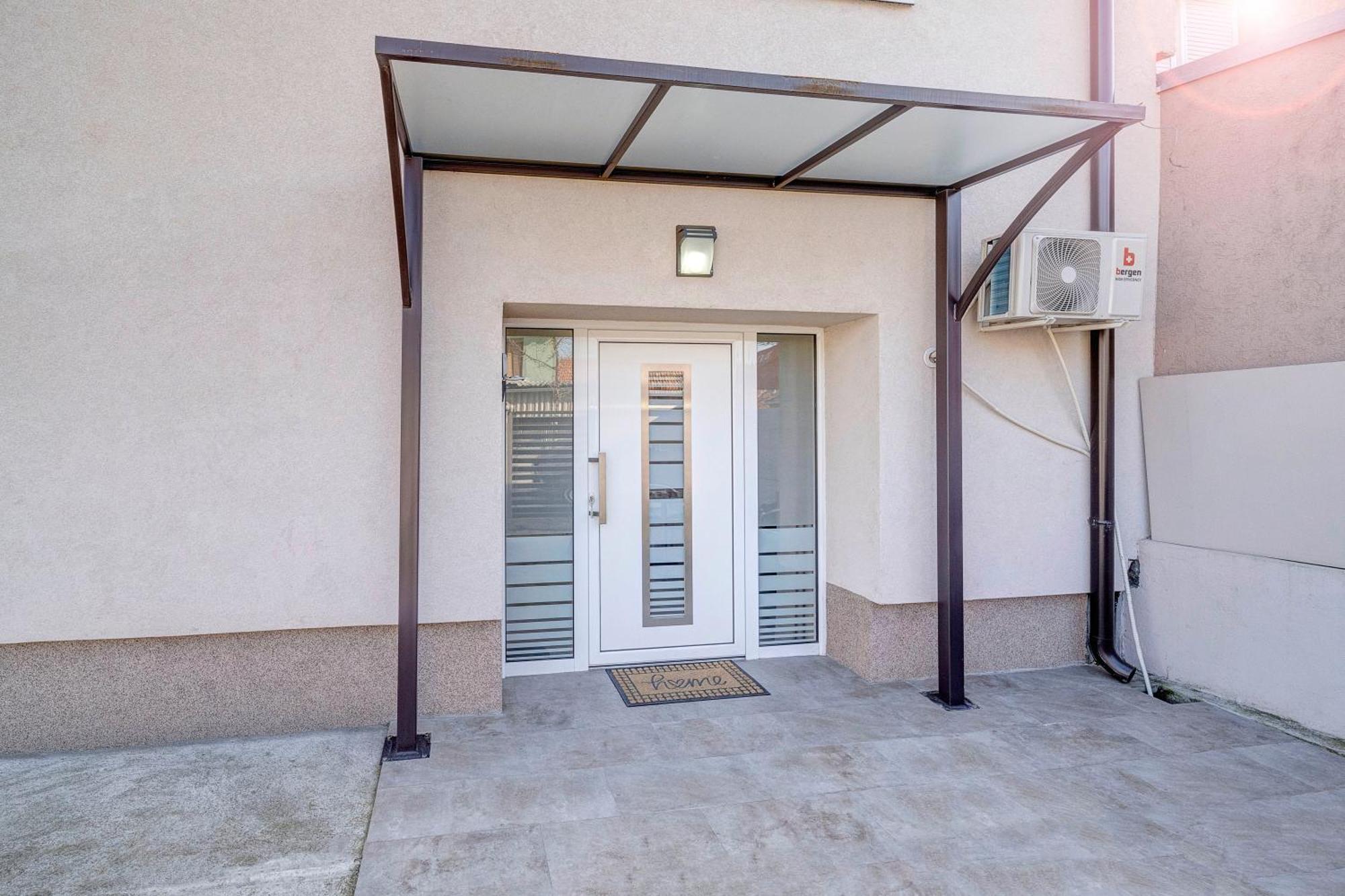 Apartman Nena Pirot Kültér fotó